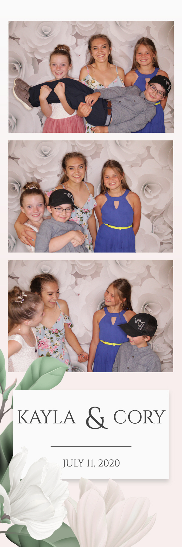 Kayla and Cory Wedding | View more photos from the event at gallery.photoboothbillings.com/u/PhotoBoothBillings/Kayla-and-Cory-Wedding